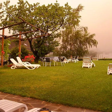 Pension Apartments Klotznerhof Schenna